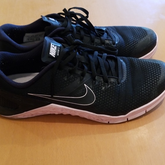 metcon 4 black pink